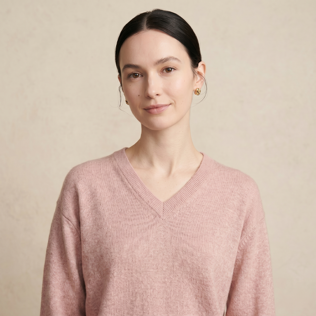 Women's Cashmere V-Neck Sweater - Original